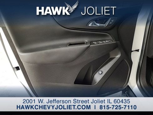 Used 2024 Chevrolet Equinox LT AWD/4WD image 11