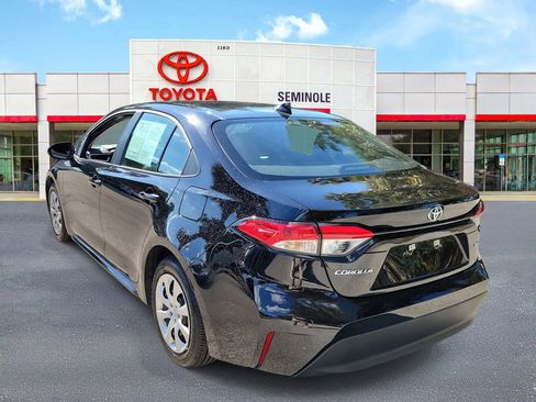 Used 2025 Toyota Corolla LE image 4