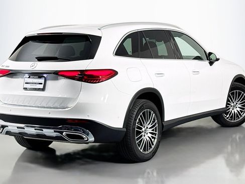 Certified 2026 Mercedes-Benz GLC 300 image 11