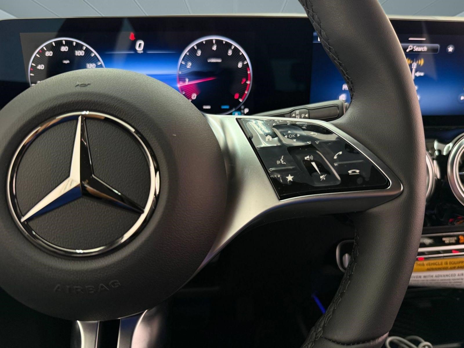 New 2026 Mercedes-Benz GLA 250 4MATIC image 14
