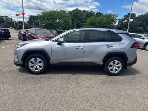 Used 2019 Toyota RAV4 LE w/ All Weather Liner Package AWD/4WD image 4