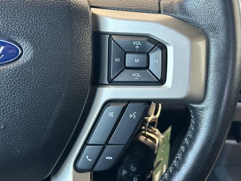 Used 2019 Ford F250 Lariat w/ Lariat Value Package AWD/4WD image 26