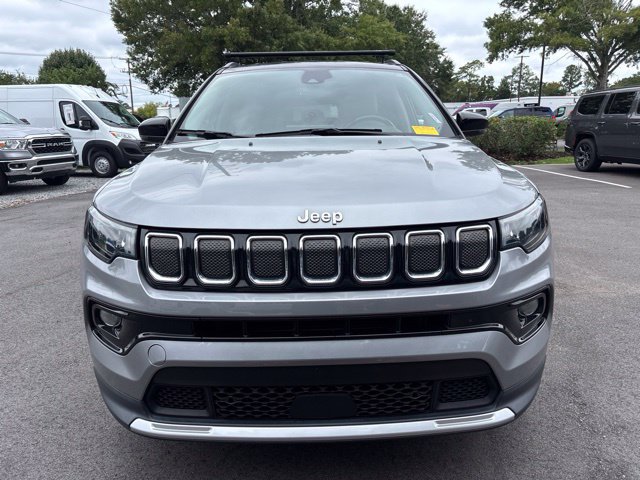 Used 2022 Jeep Compass Limited AWD/4WD image 2