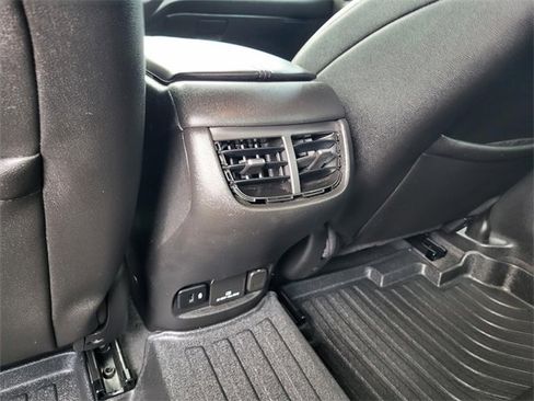 Used 2024 Chevrolet Malibu LT w/ Redline Edition image 14