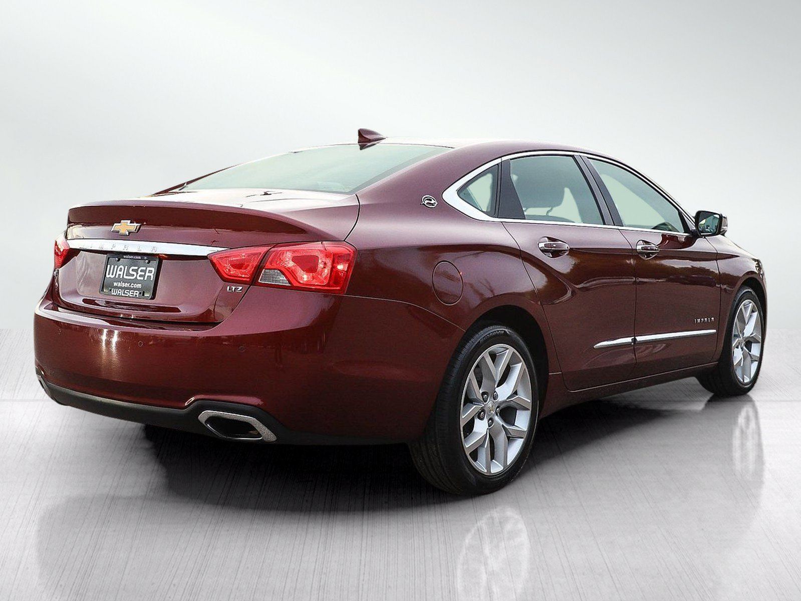 Used 2016 Chevrolet Impala LTZ FWD image 5