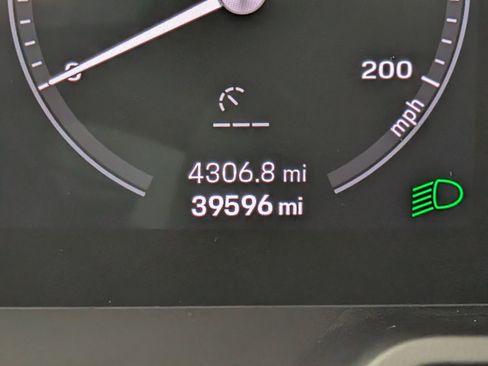 Certified 2022 Porsche 911 Carrera 4S image 25