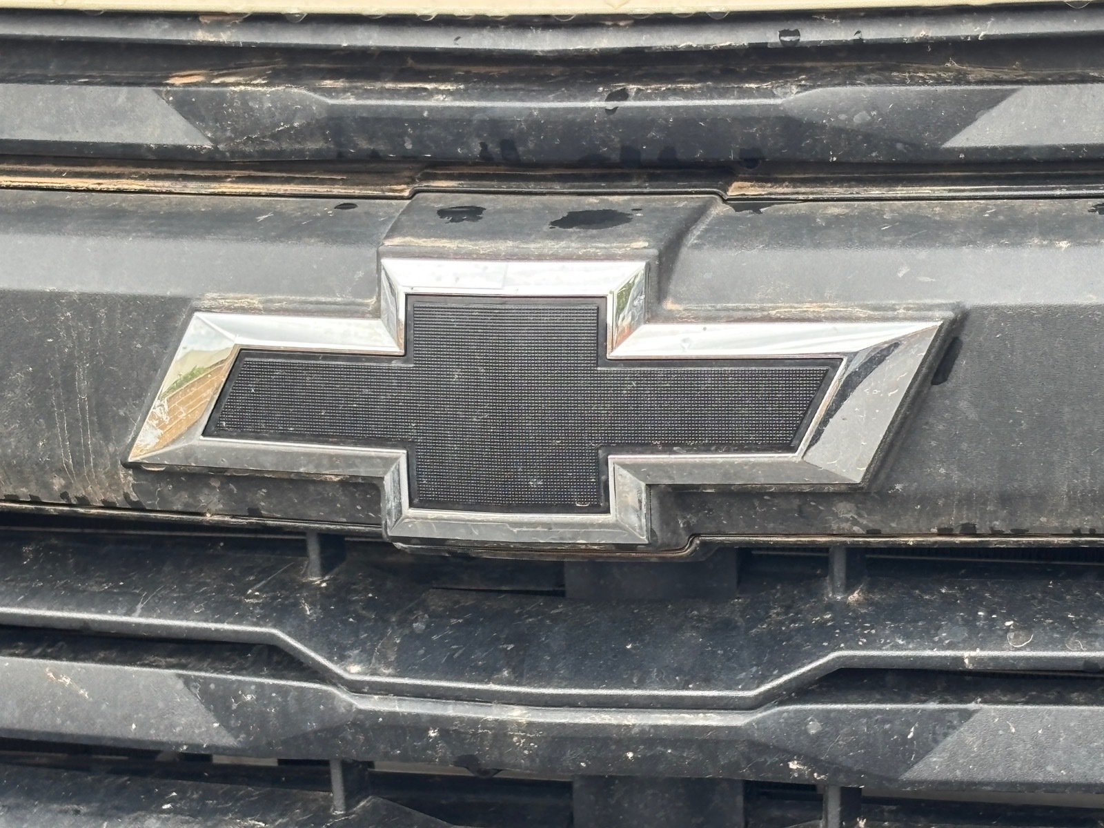 Used 2024 Chevrolet Colorado Trail Boss w/ LPO, Skid Plate Package AWD/4WD image 9