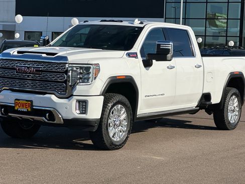 Used 2021 GMC Sierra 3500 Denali w/ Denali Ultimate Package image 8