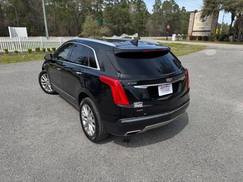Used 2017 Cadillac XT5 Platinum AWD/4WD image 4