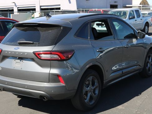 Certified 2023 Ford Escape ST-Line w/ Tech Pack #1 image 6