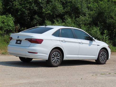Used 2019 Volkswagen Jetta SEL FWD image 3