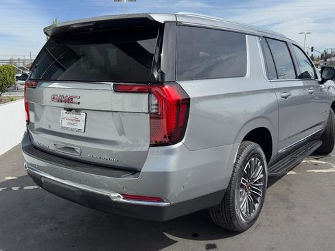 New 2026 GMC Yukon XL Elevation image 4