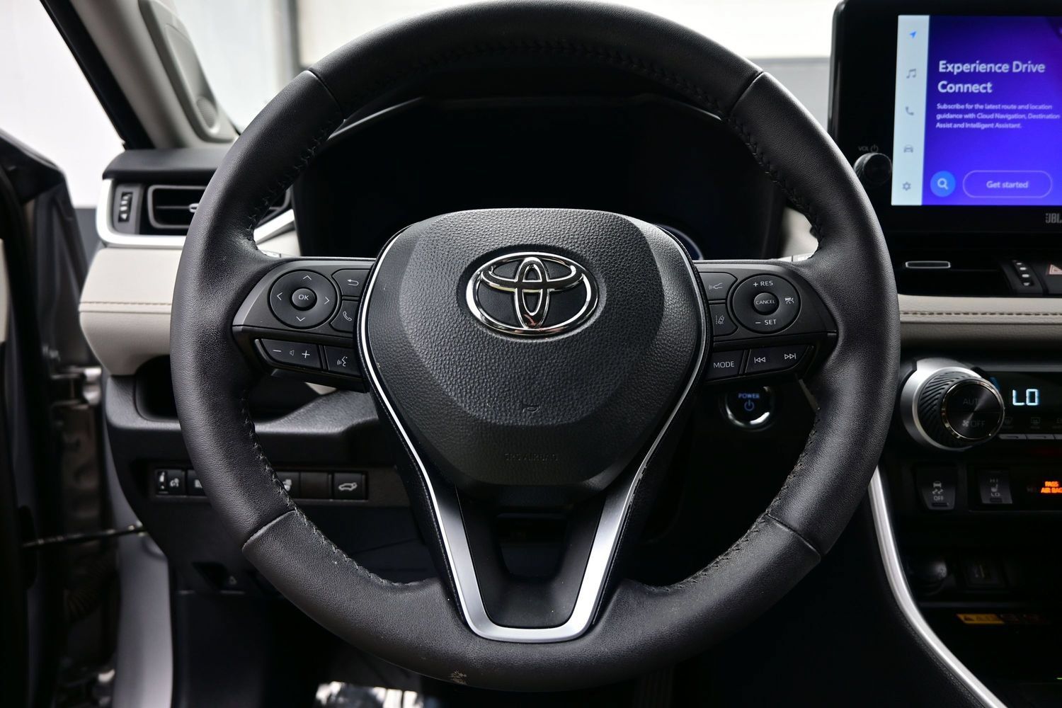 Used 2024 Toyota RAV4 XLE Premium w/ Weather Package AWD/4WD image 25