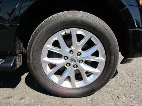 Used 2017 Ford Expedition Limited AWD/4WD image 15