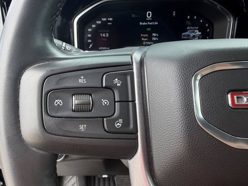 Certified 2025 GMC Sierra 1500 SLT RWD image 31