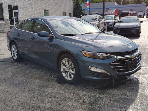 Used 2024 Chevrolet Malibu LT FWD image 3