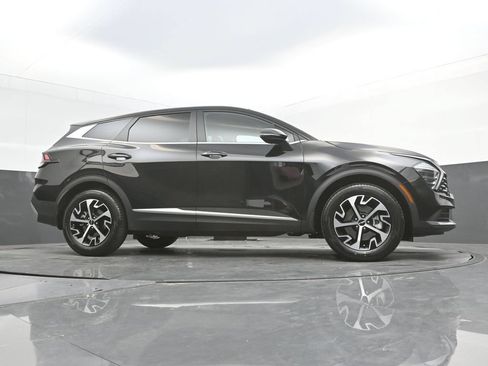 Used 2024 Kia Sportage EX FWD image 40