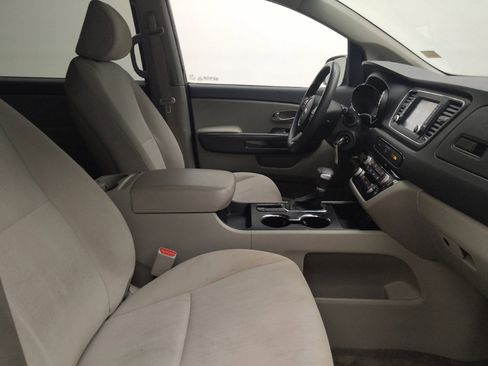 Used 2020 Kia Sedona LX FWD image 21
