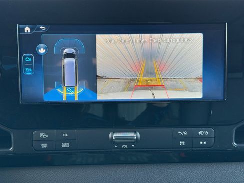 Used 2025 Mercedes-Benz Sprinter 3500 w/ Charging Package, Dashboard image 29