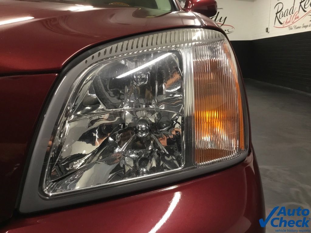 Used 2000 Cadillac De Ville DHS w/ Safety/Security Pkg FWD image 17