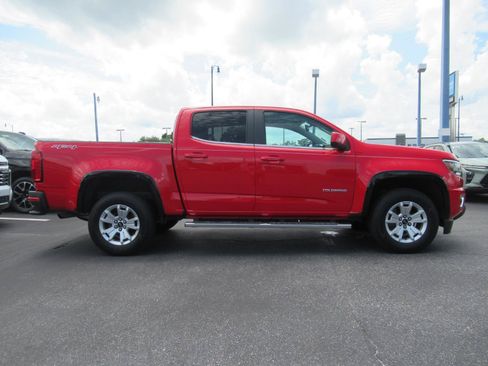 Used 2020 Chevrolet Colorado LT w/ LPO, Premium Interior Package AWD/4WD image 4