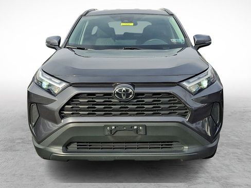 Used 2023 Toyota RAV4 XLE image 3