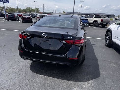 Used 2023 Nissan Sentra SV w/ All-Weather Package FWD image 3