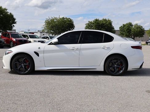 Used 2018 Alfa Romeo Giulia Quadrifoglio w/ Driver Assist Dynamic Package RWD image 8