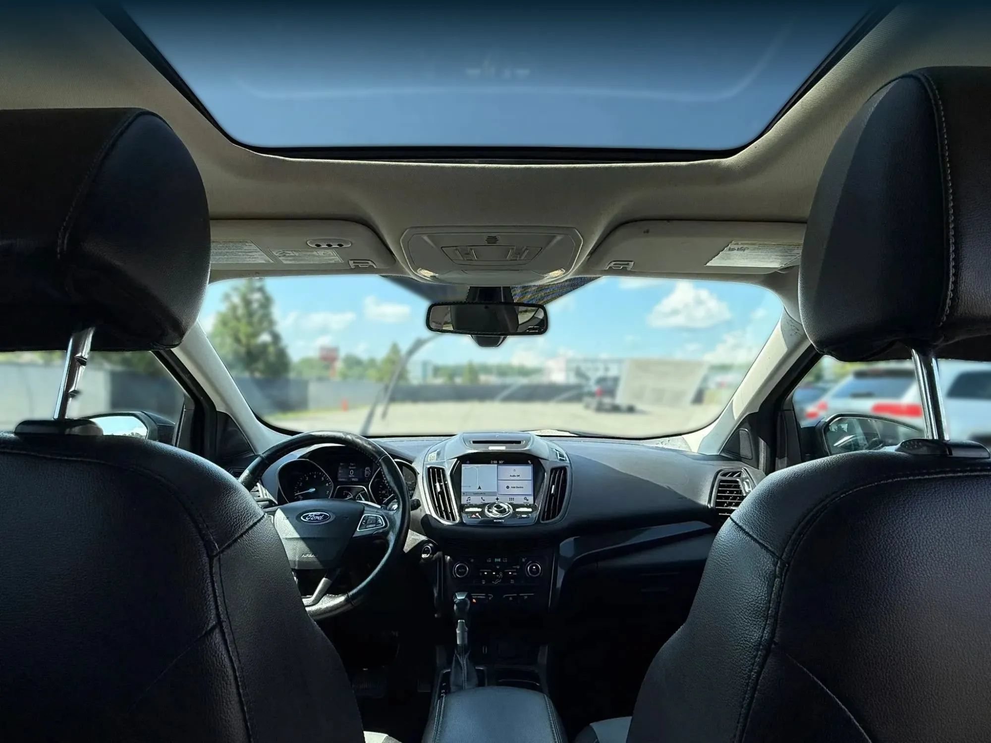 Used 2017 Ford Escape Titanium w/ Canadian Touring Package AWD/4WD image 23