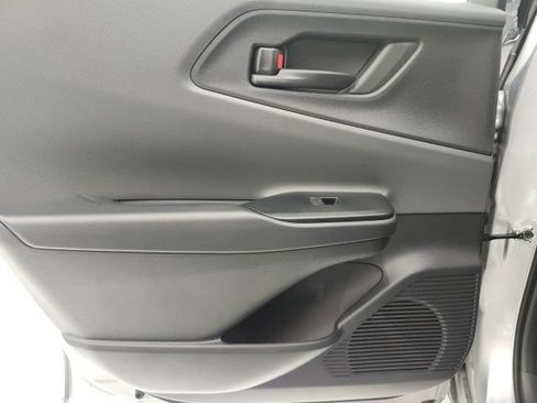 Used 2026 Toyota Prius LE FWD image 9