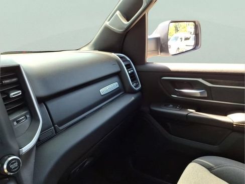 Used 2021 RAM 1500 Big Horn AWD/4WD image 26