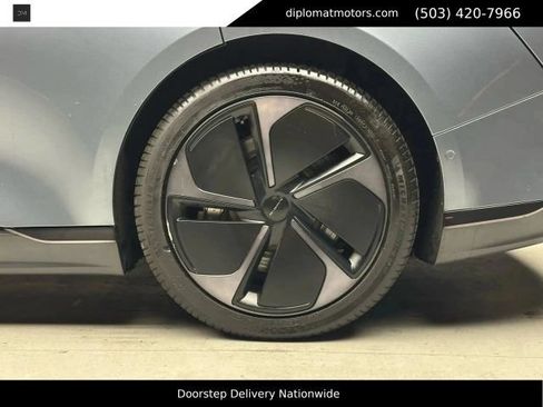 Used 2024 Lucid Air Touring AWD/4WD image 33