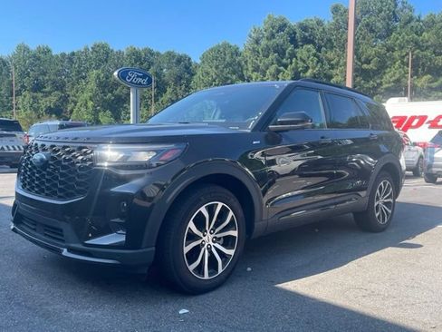 Used 2025 Ford Explorer ST-Line AWD/4WD image 1