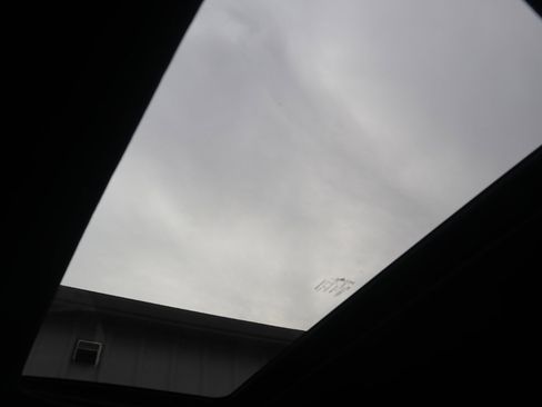 Used 2015 Jeep Grand Cherokee Altitude image 81