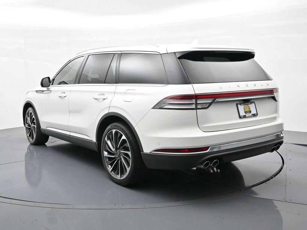 Used 2022 Lincoln Aviator Reserve w/ Equipment Group 201A AWD/4WD image 8