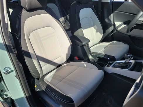 New 2026 Hyundai Venue SEL image 19