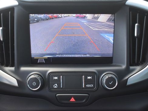 Used 2020 GMC Terrain SLT image 25