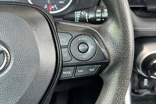 Certified 2022 Toyota RAV4 XLE w/ Convenience Package FWD image 27