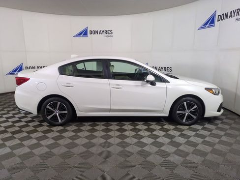 Used 2023 Subaru Impreza Premium image 9