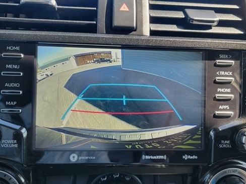 Used 2024 Toyota 4Runner TRD Off-Road image 21