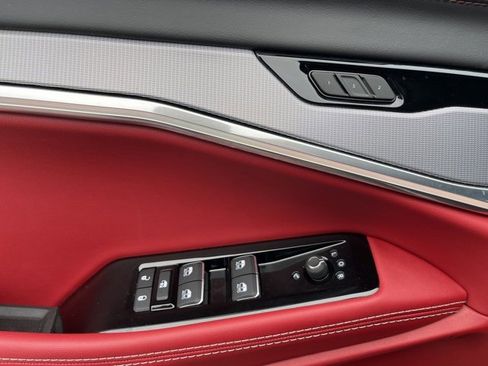 Used 2025 Jeep Wagoneer S Launch Edition w/ Trailer Tow Group image 14