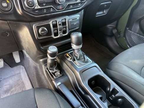 Certified 2023 Jeep Wrangler Sport S image 24