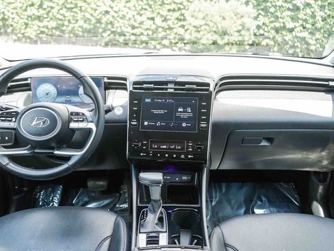 Used 2023 Hyundai Tucson SEL w/ Convenience Package FWD image 12