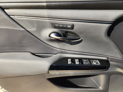 Used 2023 Lexus ES 350 w/ Premium Package FWD image 20