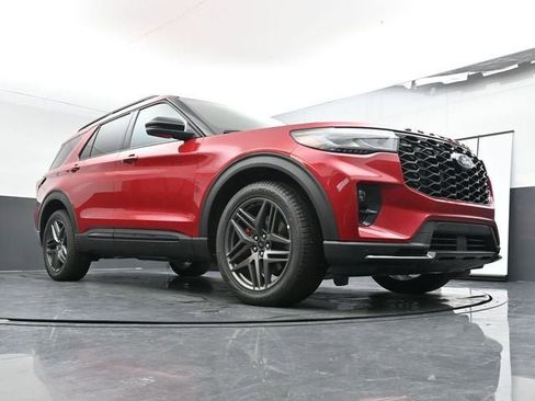 New 2026 Ford Explorer ST image 24