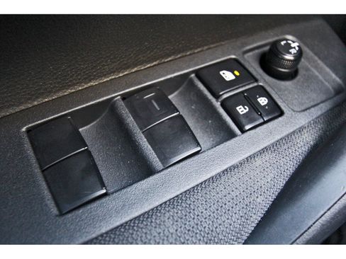 Used 2020 Toyota Corolla LE FWD image 21