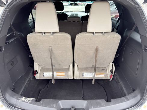 Used 2013 Ford Explorer XLT AWD/4WD image 15
