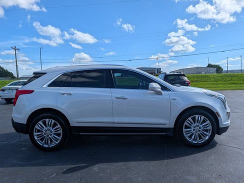 Used 2017 Cadillac XT5 Premium Luxury FWD image 5