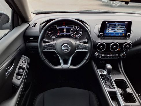 Used 2022 Nissan Sentra SV w/ All-Weather Package image 13