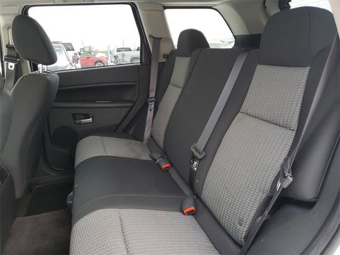 Used 2009 Jeep Grand Cherokee Laredo w/ Trailer Tow Group image 22